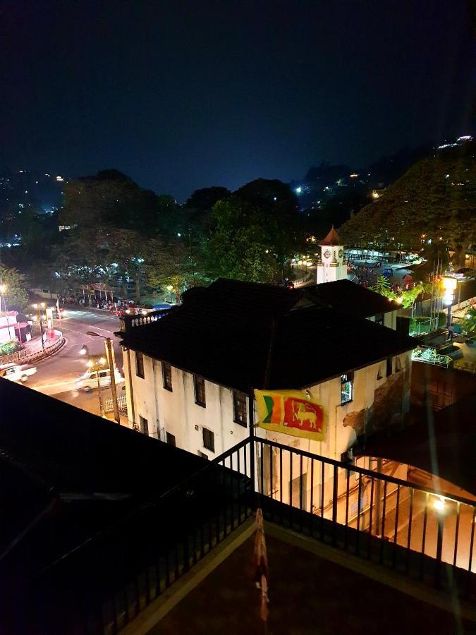 Kandy Tower Inn Exteriör bild